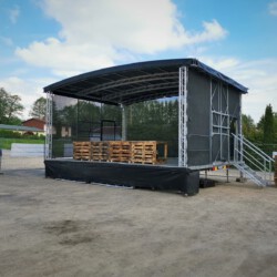 eventbühne-mobil.de