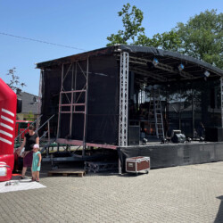 Eventbühne mobil – Die mobile Eventbühne zum Mieten